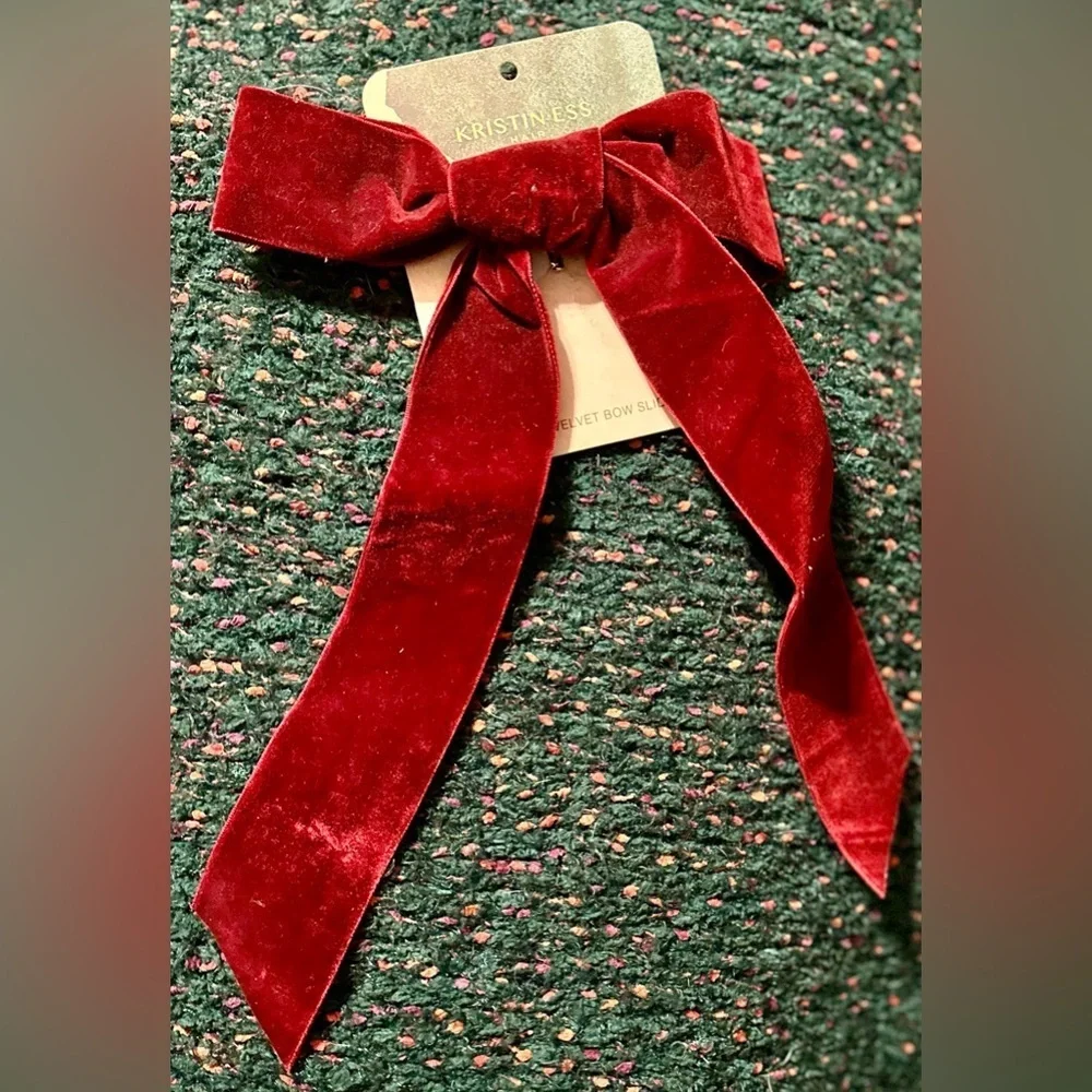 🎸Kristin Ess🎸🔥NWT🔥The Velvet Bow Slide in Burgandy